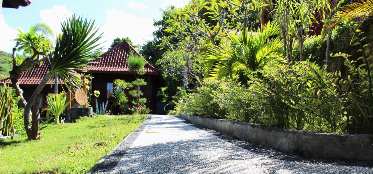 Bamboo Bungalow Jungle View Batununggul Exteriér fotografie